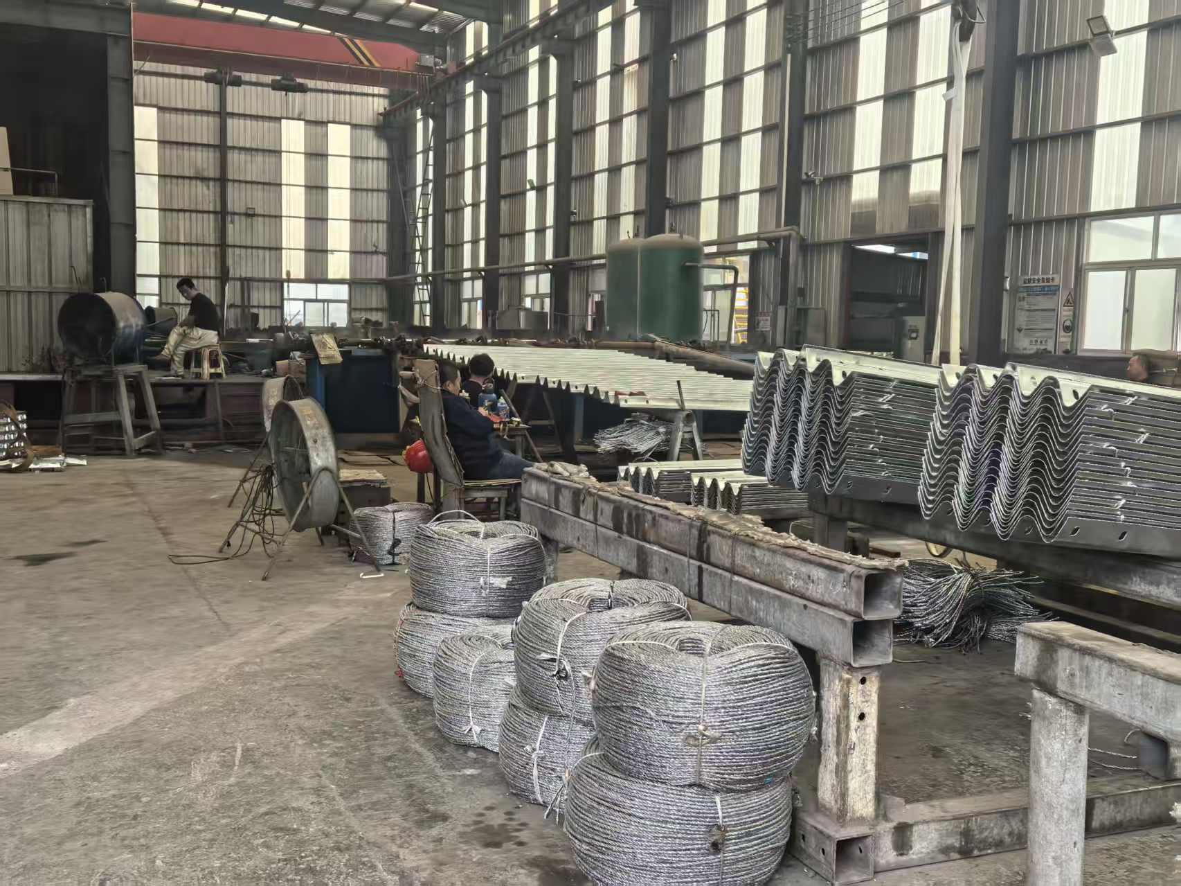 南阳市波形护栏板三波波形护栏 - 厂家